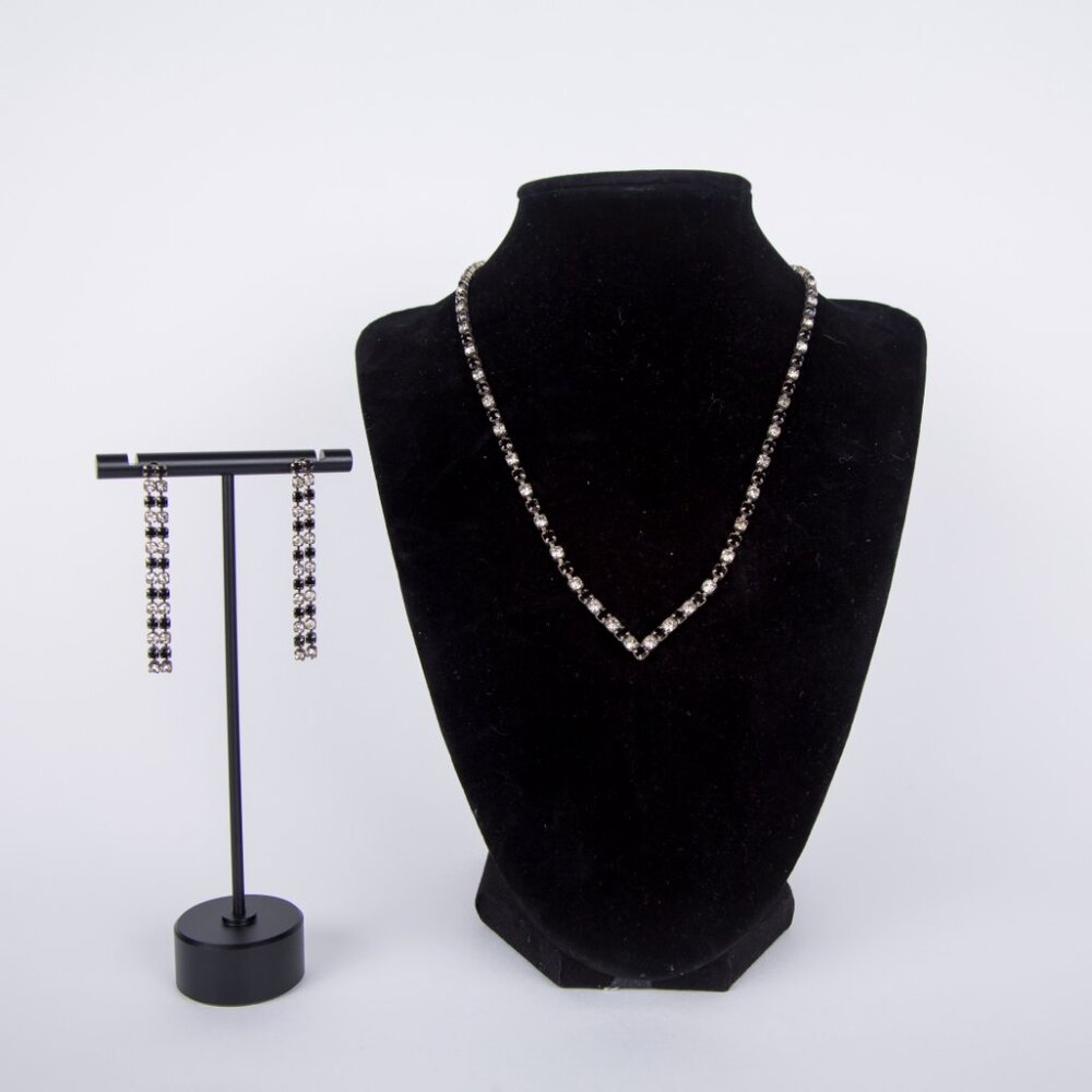 VINTAGE 1980's BLACK AND SILVER RHINESTONE EARRING AND NECKLACE SET